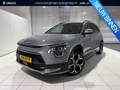 Kia Niro 1.6 GDi Hybrid DynamicLine 18 inch, Apple Carplay/Android Auto, Navigatie, Camera.