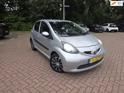 Toyota Aygo 1.0-12V + Automaat Airco 5DR