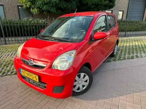 Daihatsu Cuore MET KOELE AIRCO & APK TOT 01-03-2027!