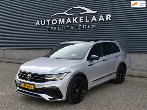 Volkswagen TIGUAN 1.4 TSI eHybrid Black edition 3*R-line Full Pano/Leder/Head up/Trekhaak!