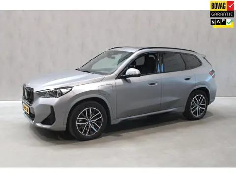 BMW X1 XDrive30e M Sport Panorama/360g Camera/H&K/ Zeer veel Extra's Prijs is Rijklaar
