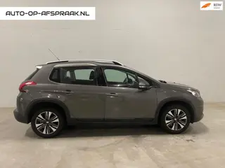 Peugeot 2008 1.2 PureTech Allure Navi Camera Leer Clima Trekhaak