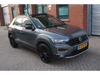 Volkswagen T-Roc 1.5 TSI Sport Pano, Keyless, Beats