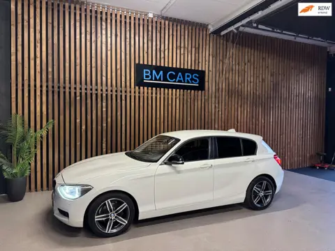 BMW 1-serie 116i Parelmoer, Xenon, Leder