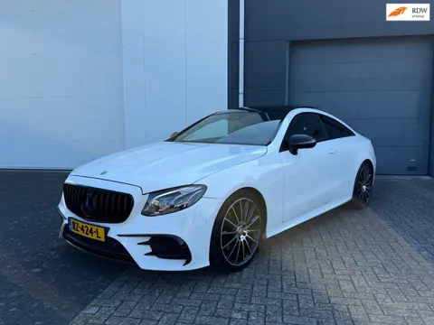 Mercedes-Benz E-klasse Coupé 200 AMG Pano 2017 Edition 1
