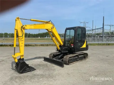 Hyundai R60-7 (bj 2013)