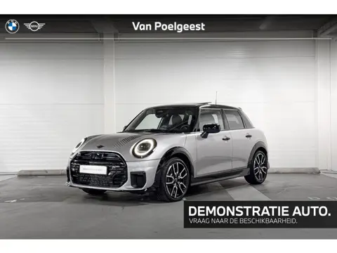 MINI 5-Deurs Cooper S John Cooper Works pakket | Pakket XL | Panoramadak | Stuurwielverwarming |  Ha