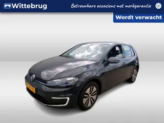 Volkswagen e-Golf E-DITION / SOH 91%/ WARMTEPOMP/ AUTOMAAT/ NAVI/ CLIMA/ 16" LMV