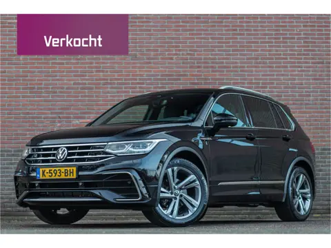 Volkswagen Tiguan 1.5 TSI 150pk DSG R-Line **VERKOCHT**