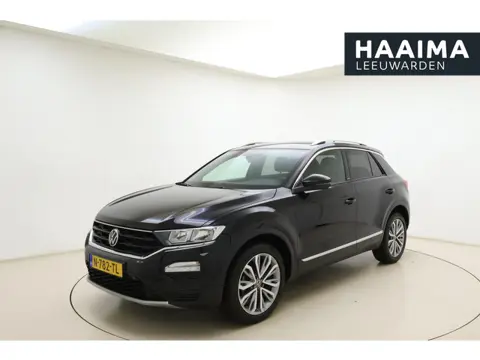 Volkswagen T-Roc 1.0 TSI Style Business | Navigatie | Trekhaak | Stoelverwarming | Climate control |