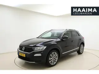 Volkswagen T-Roc 1.0 TSI Style Business | Navigatie | Trekhaak | Stoelverwarming | Climate control |