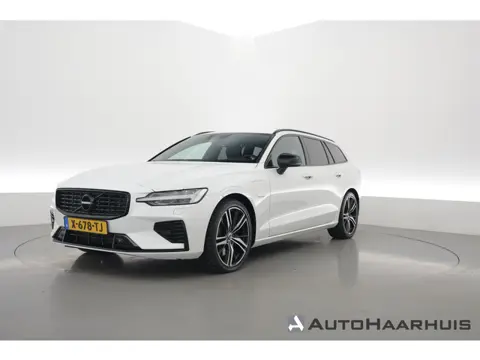 Volvo V60 T8 Recharge R-Design | Memory Seats | Pilot Assist | H&K Audio | Stoel- Stuurverw. | Elek.