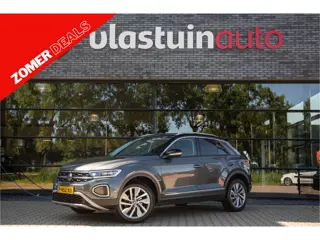 Volkswagen T-Roc 1.5 TSI Style , Achteruitrijcamera, Stoelverwarming, Adaptive cruise control, Apple