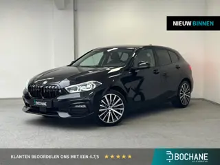 BMW 1-serie 118i Sport Introduction Edition | LEDER | CAMERA | STOELVERWARMING |