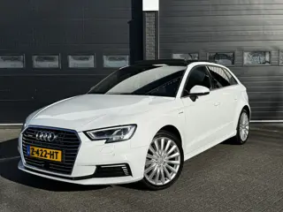 Audi A3 Sportback 1.4 e-tron 204PK S-Line | Pano | B&O | Leder | Camera | €19.900,-