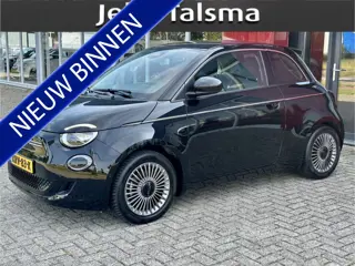 Fiat 500 Urban 42 kWh Apple/ Andoid Carplay | parkeersensoren voor en achter | 16'' |