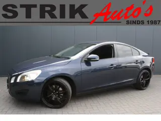 Volvo S60 2.0T Intro Edition -NAVIGATIE - TREKHAAK - AIRCO