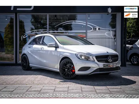 Mercedes-Benz A-klasse 200 Prestige|ACC|Trekh|Stoelverw|Pano|Carplay|Airco|Xenon|