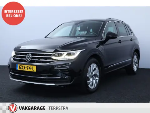 Volkswagen Tiguan 1.4 TSI eHybrid Business+ /AUTOMAAT! /Trekhaak! /LED Koplampen /Apple + Android /D