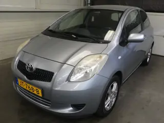 Toyota Yaris 1.0 VVTi - Airco - Mooie Auto - APK Aug 2027