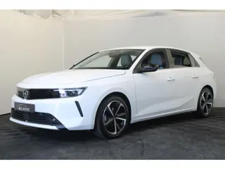 Opel Astra 1.2 Business Elegance (bj 2023, automaat)