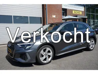 Audi A3 Sportback 30 TFSI S-EDITION ORIGINEEL NEDERLANDS FULL LED ZWARTE HEMEL VIRTUEEL COCKPIT NAVI