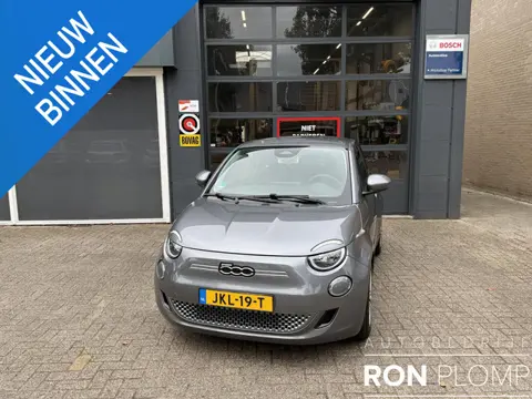 Fiat 500 Urban 42 kWh / Airco clima/ Apple carplay/ Cruise/ LED/ SOH 97,1%