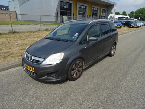 Opel Zafira 2.2 Temptation 7 persoons