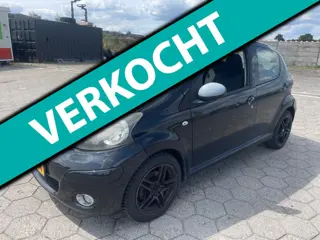 Toyota Aygo 1.0-12V Dynamic|2x |Airco|5 drs|Bj 2011/2008|Met werk samen €999!!