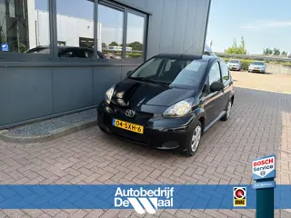 Toyota Aygo 1.0 VVT-i Now 5-drs. AIRCO (bj 2012)