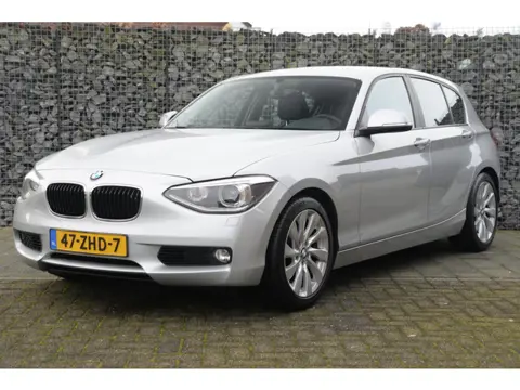 BMW 1-serie 118i Upgrade Edition / Automaat / Orig. NL / Lederen bekleding /