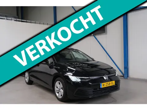 Volkswagen Golf Variant 1.0 eTSI Life Automaat - N.A.P. Airco, Cruise, Camera, Navi, PDC, Virtual di