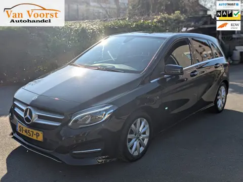 Mercedes-Benz B-klasse 180 automaat stoelverw. Apk
