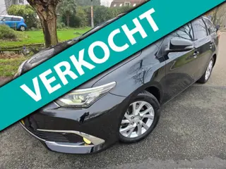 Toyota Auris Touring Sports 1.8 Hybrid/Executive/Navi/Clima/PDC v+a/Panorama