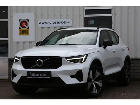 Volvo XC40 1.5 T4 Plug-in hybrid Plus Dark*Perfect Onderh.*Half Leder R-Design stoelen/Stoelverw./St