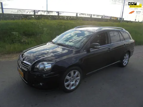 Toyota Avensis Wagon Toyota Avensis 2.4 benzine Automaat airco ecc lmv trekhaak
