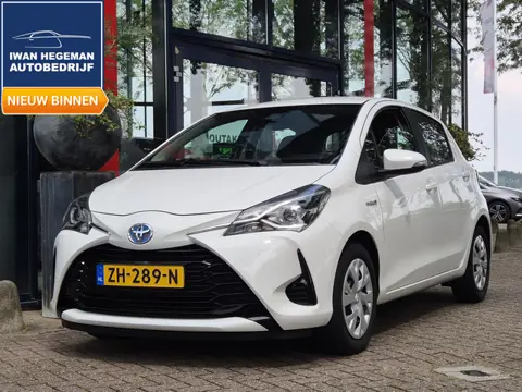 Toyota Yaris 1.5 Hybrid Active | Climate Control | Cruise Control | Parkeercamera | Electrische rame
