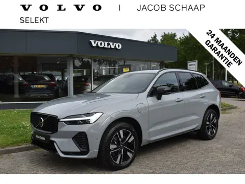 Volvo XC60 T6 AWD 350PK Plug-in Hybrid Plus Dark | Trekhaak | H&K | Panodak | 19"LMV | 360 Camera | 