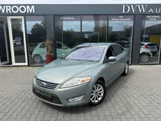 Ford Mondeo 2.0-16V Ghia