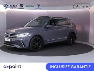 Volkswagen Tiguan 1.5 TSI R-Line Business 150 pk Automaat (DSG) | Navigatie | Panoramadak | Parkeers