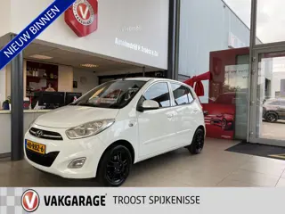 Hyundai i10 1.1!!!!i-Motion,5Deurs,5Zits,Stuurbekrachting,Elektrischpakket,Aux Ipod Usb Aansluiting,
