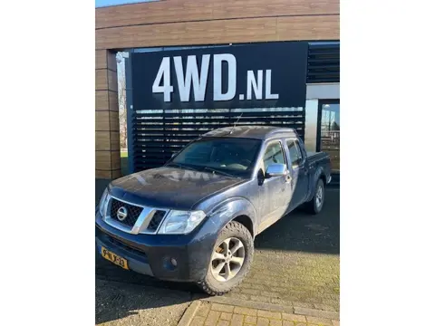 Nissan Navara 2.5 dCi LE DC 5 PERS AICO NAVI EXPORT PRICE B2B € 5449 EXCL BTW /VAT MOTOR EN GEARBOX 