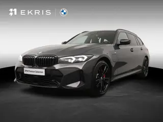 BMW 3 Serie Touring 330e xDrive M-Sportpakket / Trekhaak / Panoramadak / Harman-Kardon /  Driving As