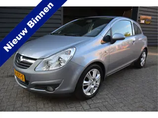 Opel Corsa 1.2-16V Edition Airco Trekhaak (bj 2009)
