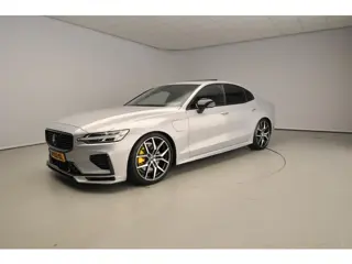 Volvo S60 2.0 Recharge T6 AWD Plus Dark Leder / Trekhaak / Schuifdak / Alu wielen