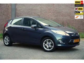 Ford Fiesta 1.25 Titanium, Climat, Cruise, Voorruitverwarming, LM Velgen, Ned. Auto