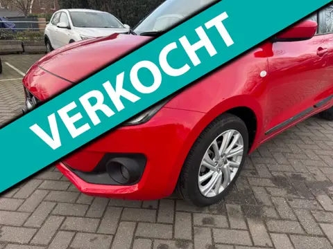 Suzuki Swift 1.2 Select Smart Hybrid. Wij zijn altijd de goedkoopste met de beste Vakgarage BOVAG se