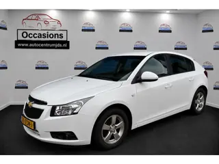 Chevrolet Cruze 1.6 LT