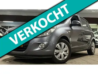 Hyundai I20 1.4i i-Catcher|NAP|NweAPK|Airco|5Deurs|Trekhaak|Parrot|Scherpeprijs!