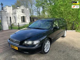 Volvo V70 2.4 170pk Sport Line, Family Line, 17" LM wln, Nw All Season bnd, Sch/K.DAK, Leder, Dolby 